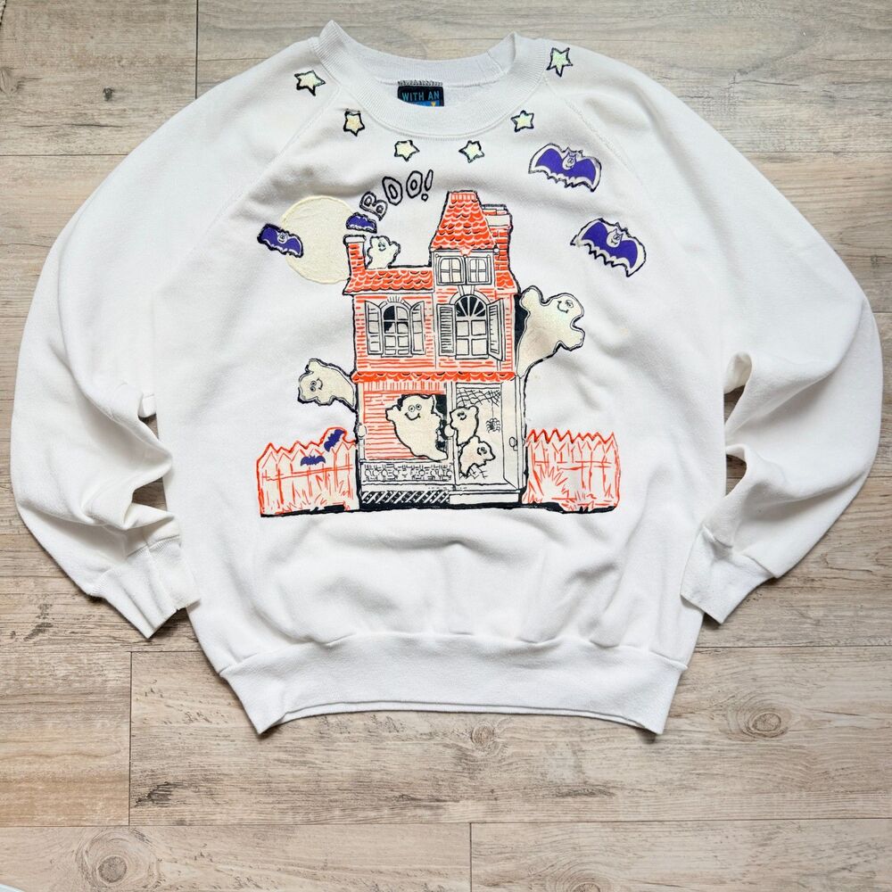 Vintage Halloween Sweatshirt Large Haunted House Ghosts Bats Boo Made in USA